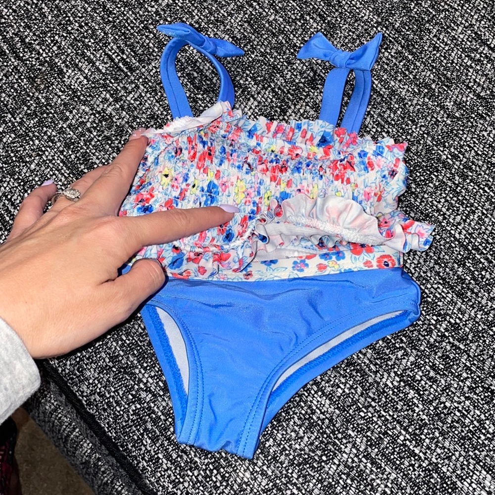 Swim suit